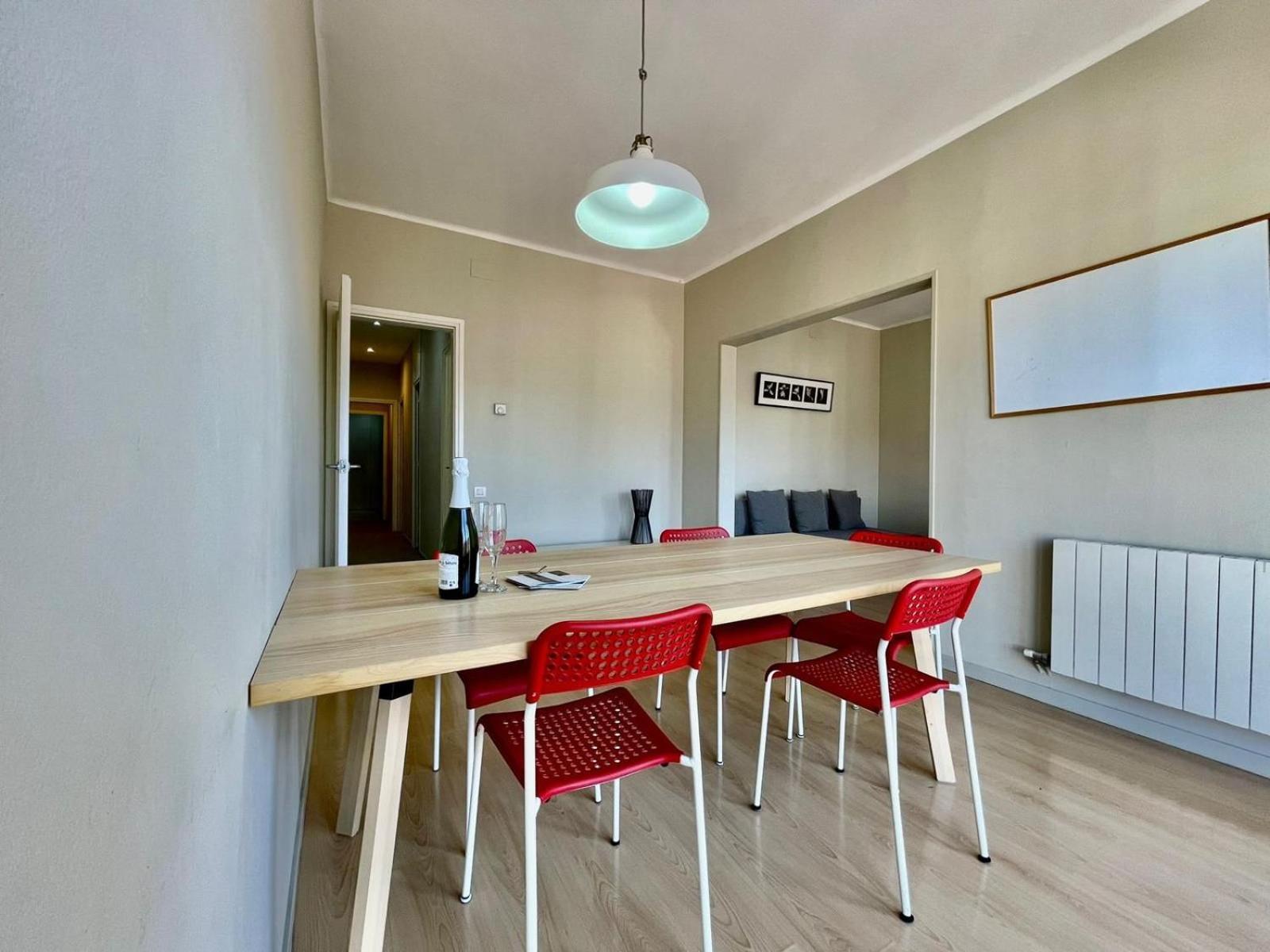 Barcelonaforrent Sagrada Penthouse Apartamento *